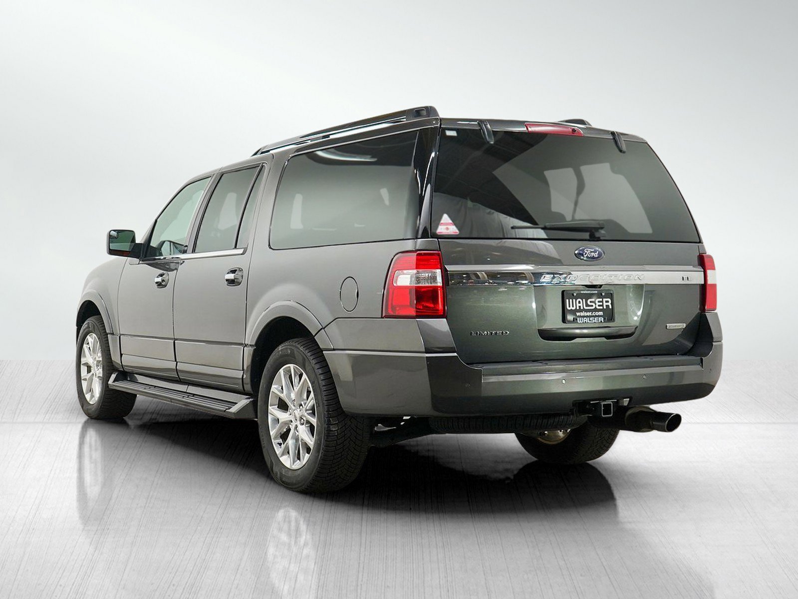 Used 2017 Ford Expedition EL Limited AWD/4WD image 3