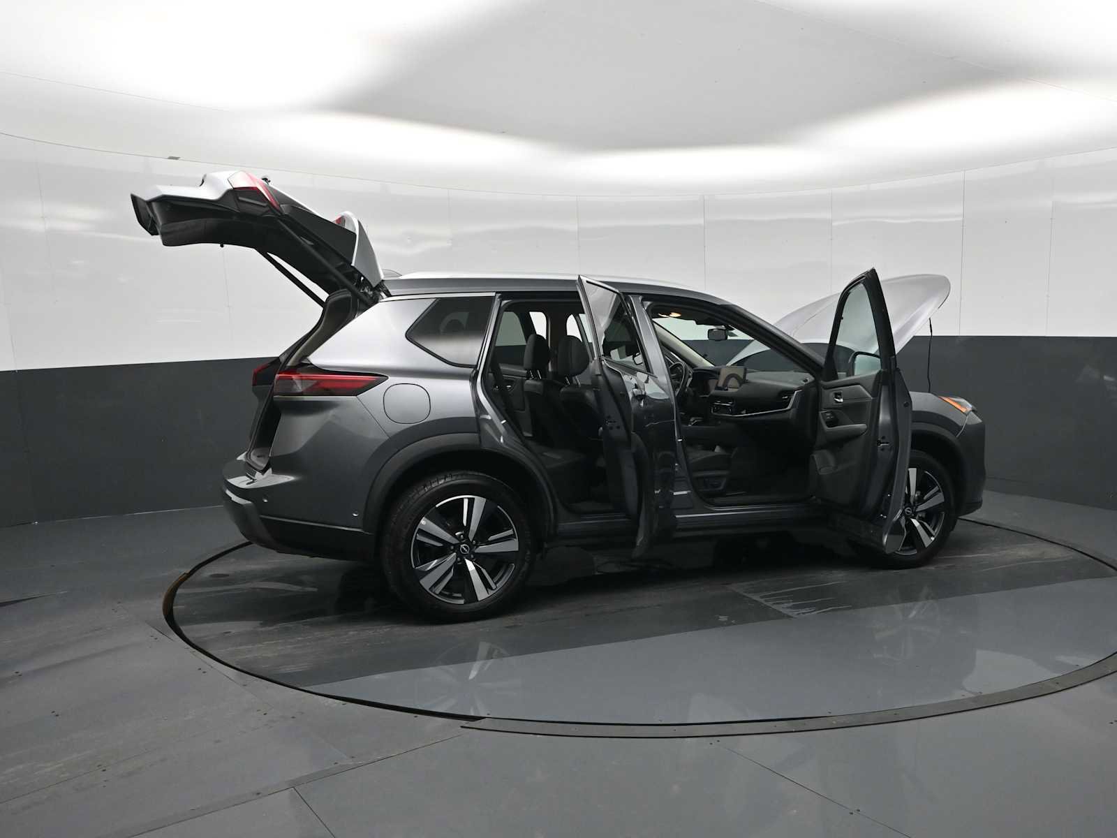 Used 2024 Nissan Rogue SL image 28