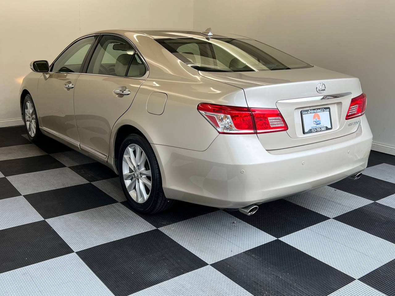 Used 2012 Lexus ES 350 image 4