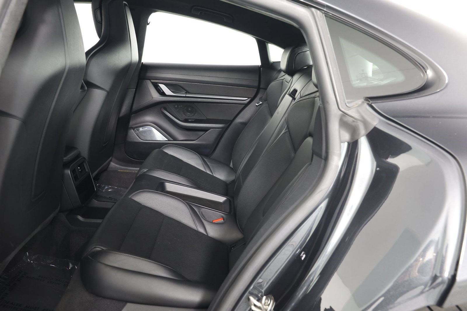 Certified 2020 Porsche Taycan Turbo S AWD/4WD image 31