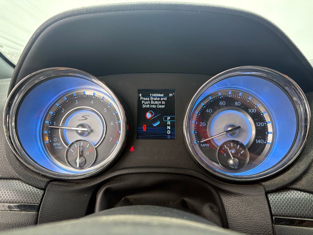 Used 2013 Chrysler 300 S image 15