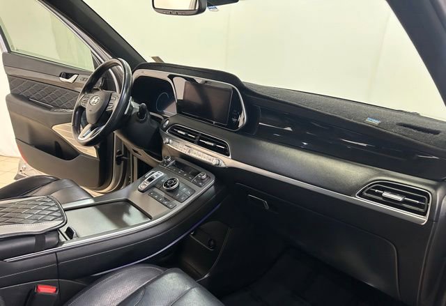 Used 2021 Hyundai Palisade Calligraphy w/ Winter Package image 16