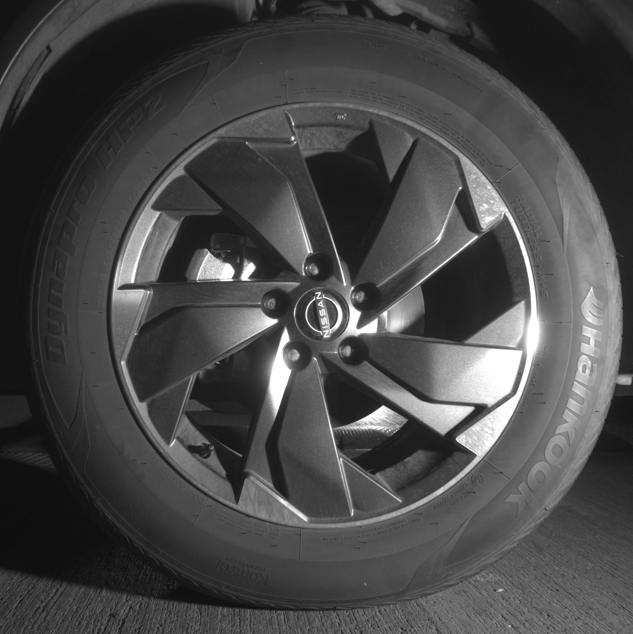 Used 2025 Nissan Rogue SV image 12