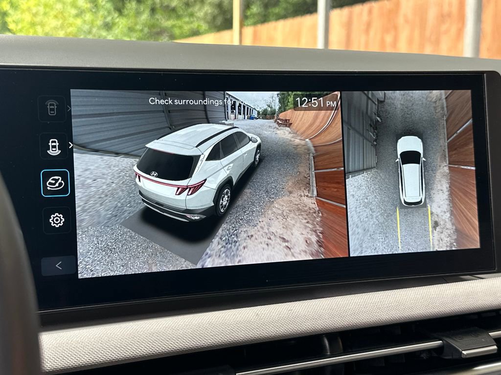 Used 2025 Hyundai Tucson Limited image 11