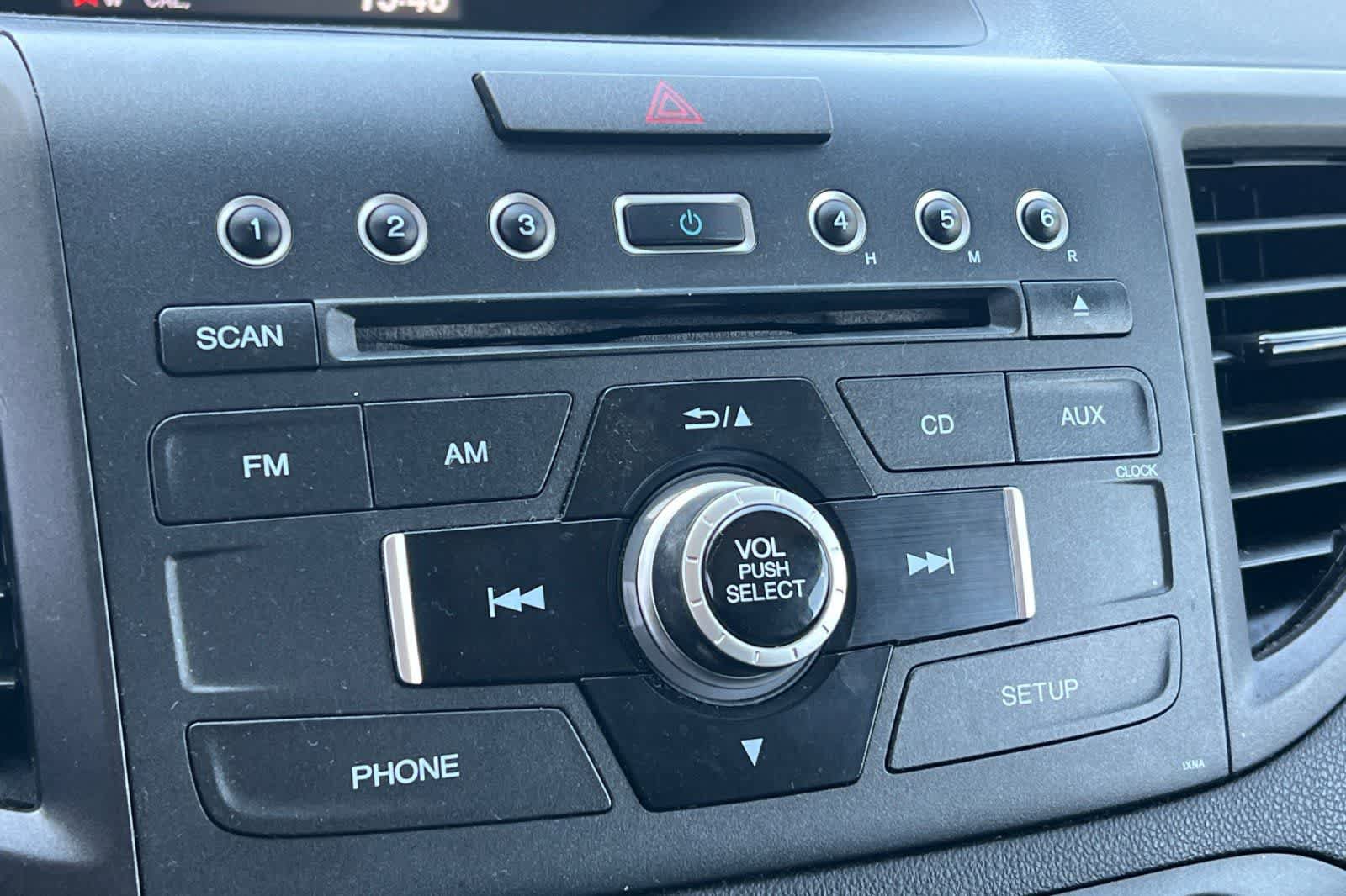 Used 2014 Honda CR-V LX image 19