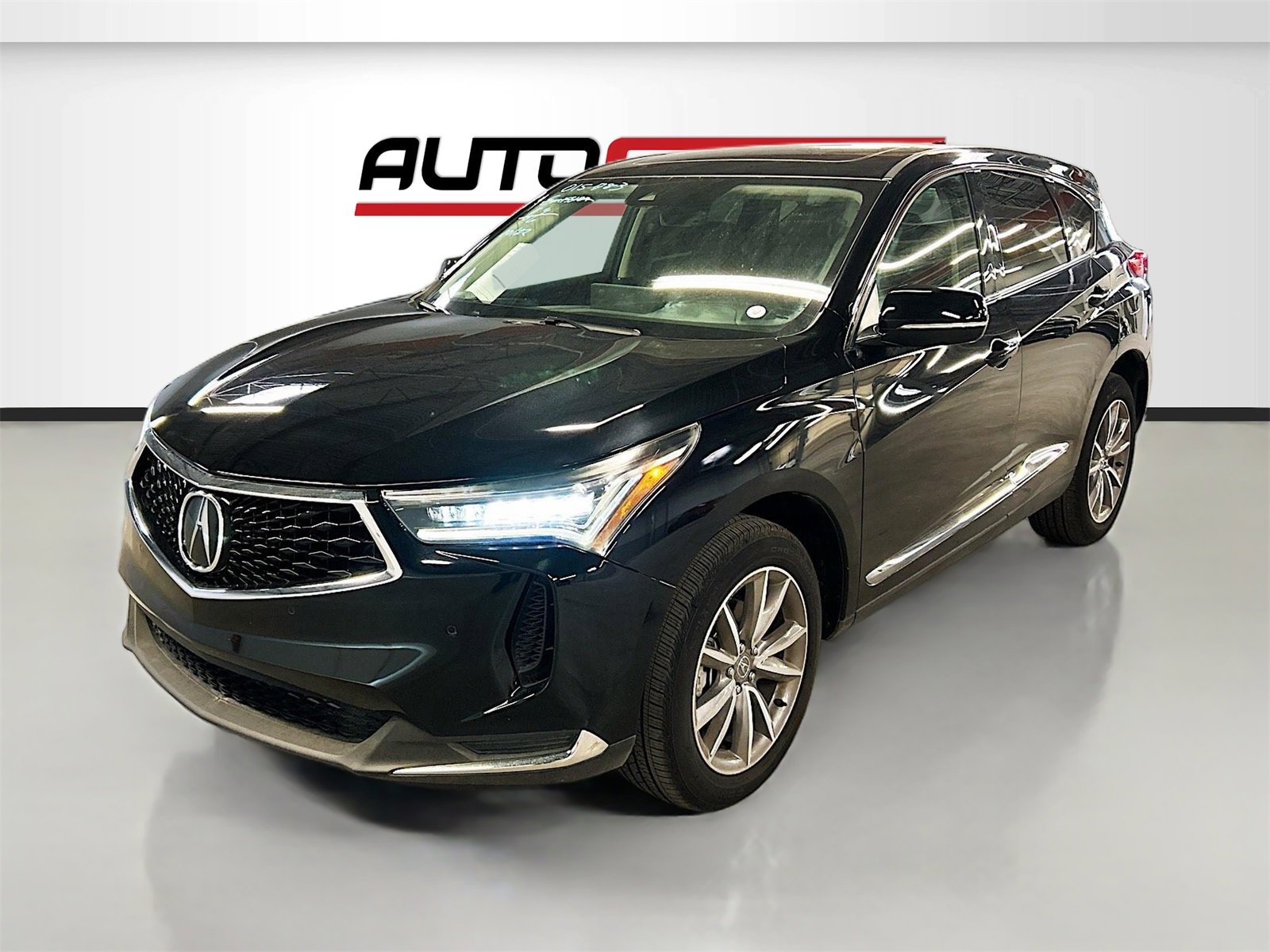 Used 2023 Acura RDX Technology Package image 3