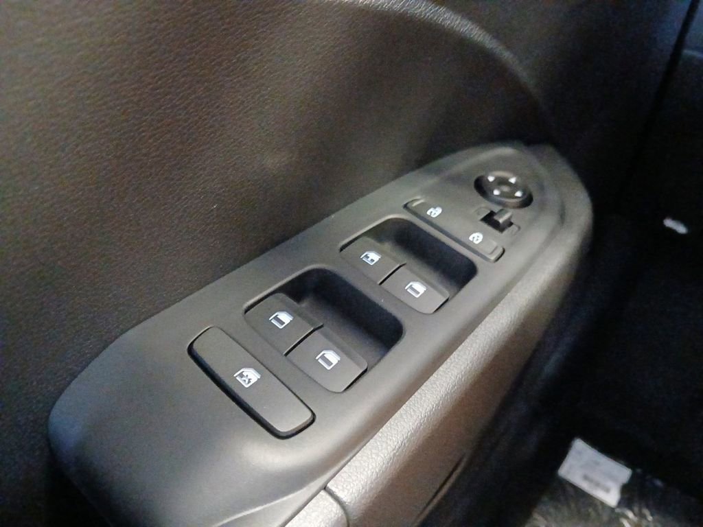 New 2026 Hyundai Venue SE FWD image 18