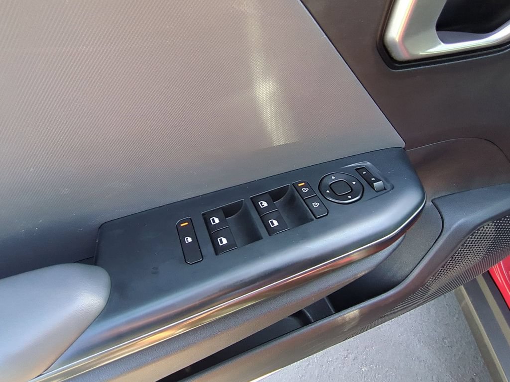 Used 2025 Kia K4 FWD image 13