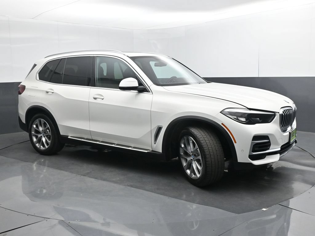 Used 2023 BMW X5 xDrive40i AWD/4WD image 35