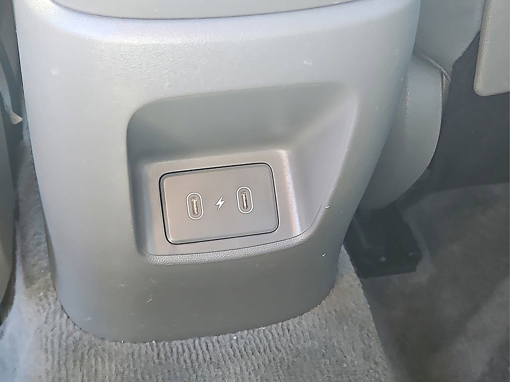 Used 2024 Hyundai Elantra SEL image 13