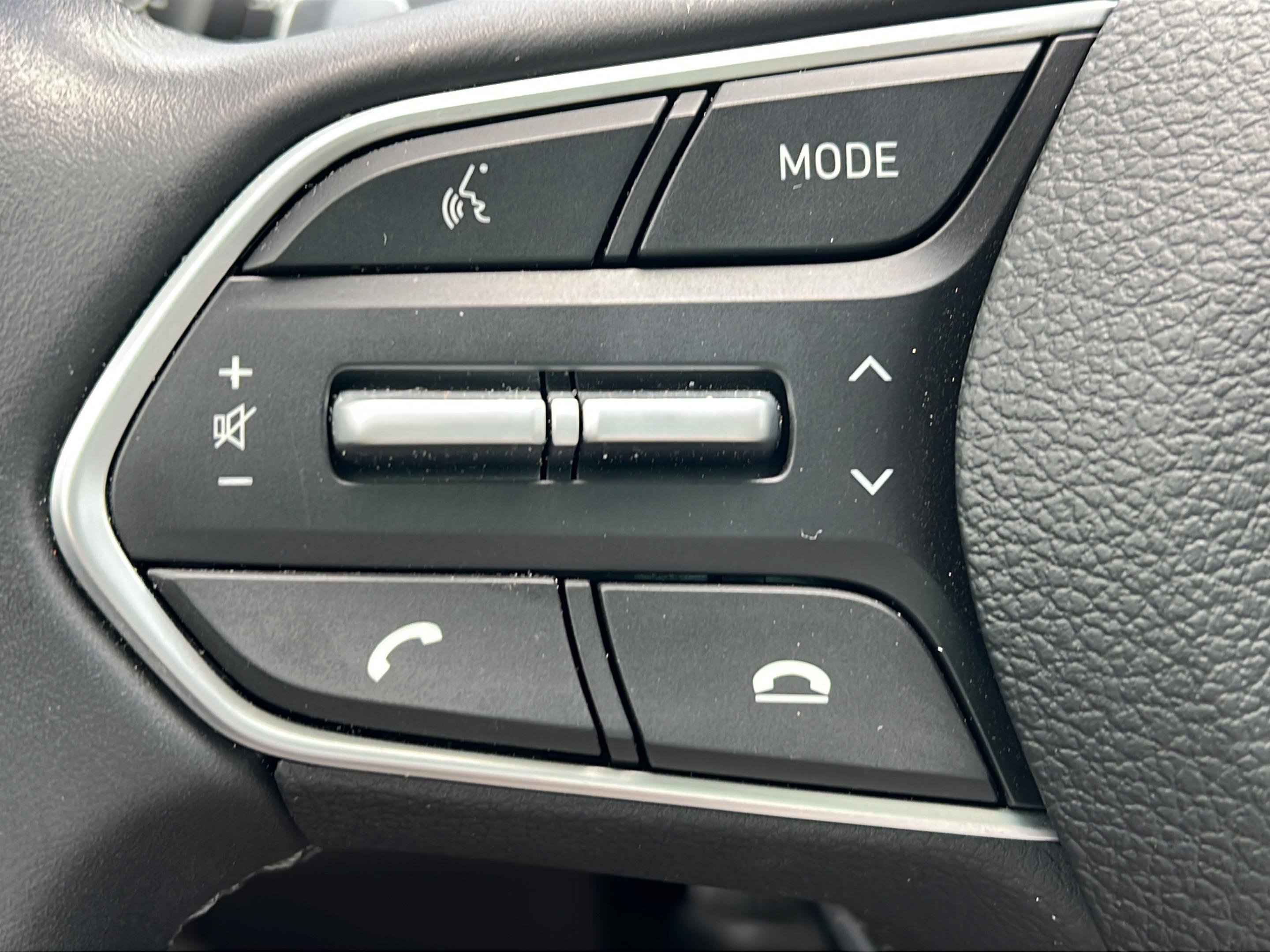 Certified 2023 Hyundai Santa Fe SEL w/ Premium Package FWD image 22