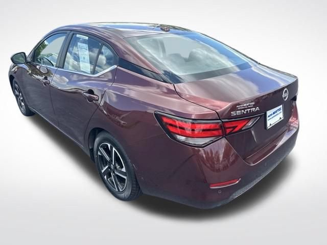 Used 2024 Nissan Sentra SV FWD image 3