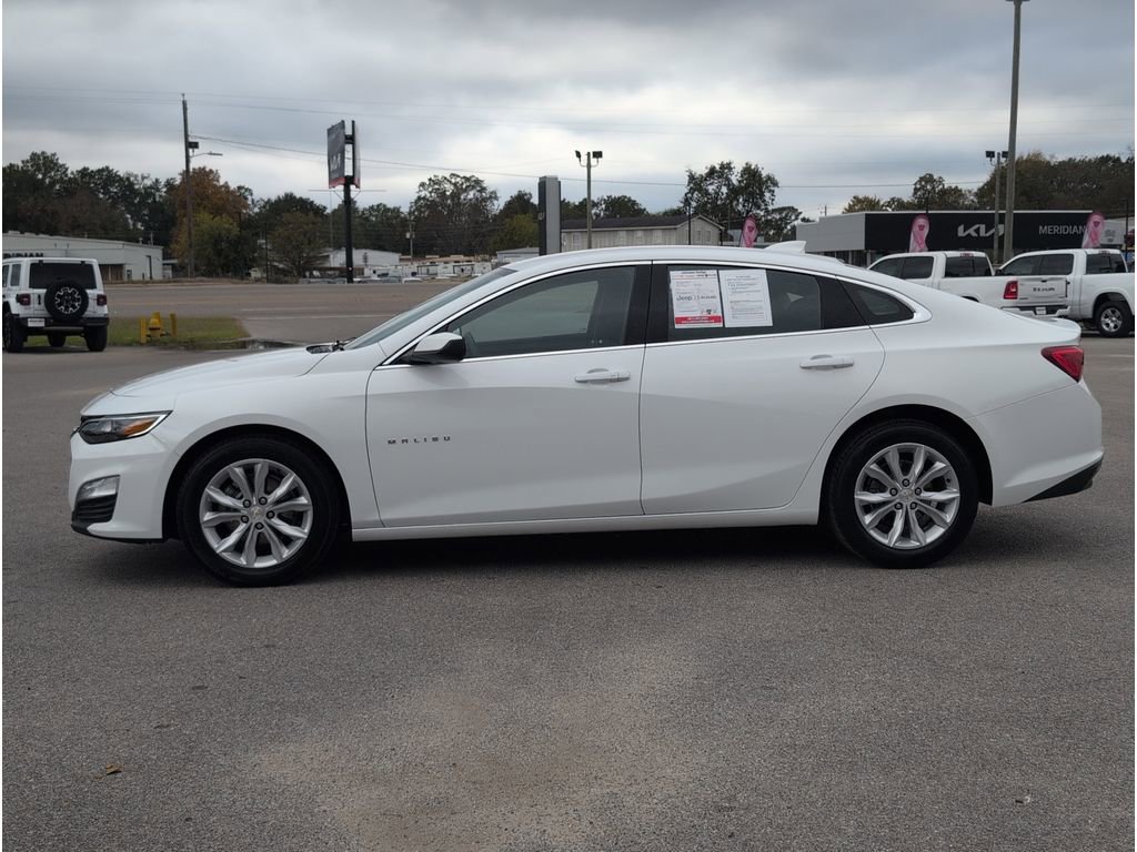 Used 2024 Chevrolet Malibu LT image 2