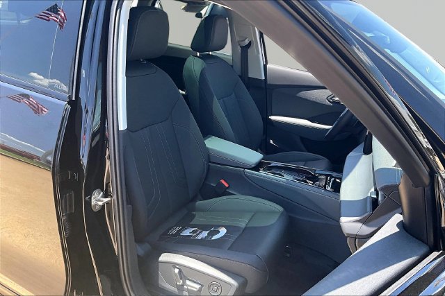 New 2026 Audi Q3 quattro 2.0T AWD/4WD image 7