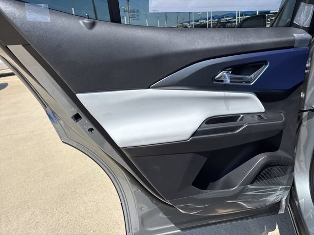 New 2026 Chevrolet Equinox EV LT FWD image 8