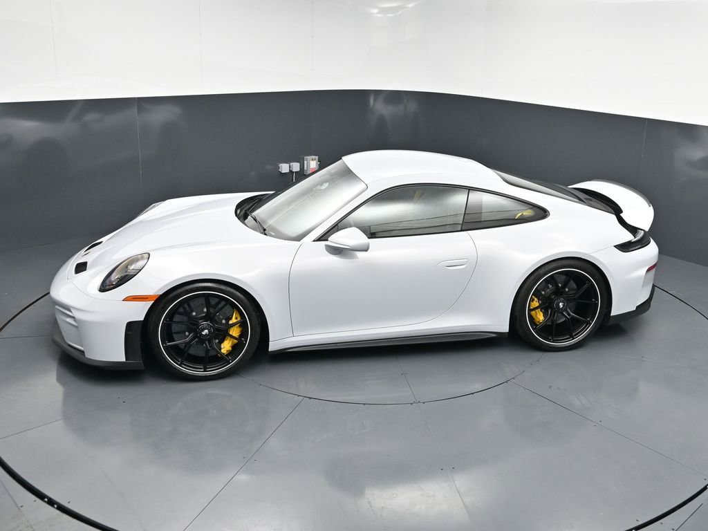 Certified 2025 Porsche 911 GT3 RWD image 13