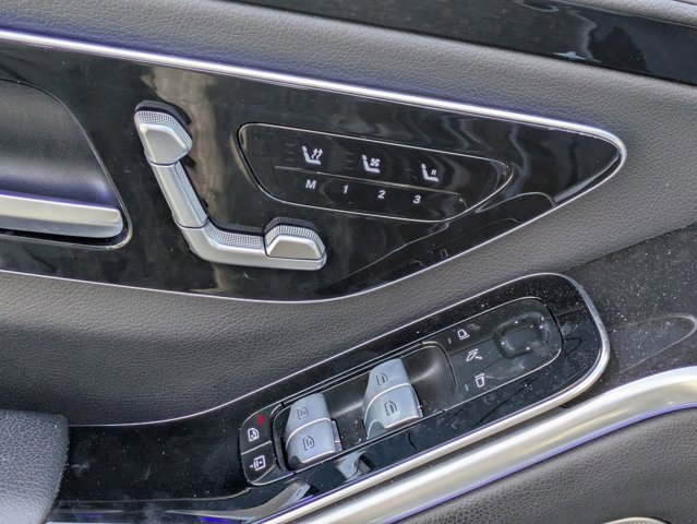 Used 2023 Mercedes-Benz S 500 4MATIC image 7