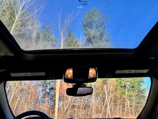 Used 2021 Jeep Grand Cherokee Limited AWD/4WD image 18