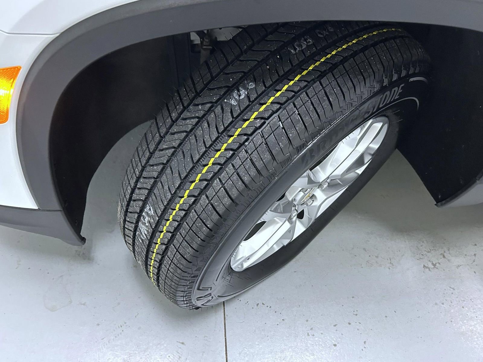 Used 2023 Chevrolet Traverse LS image 24