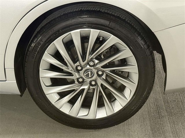 Certified 2021 Lexus ES 300h w/ Accessory Package image 13