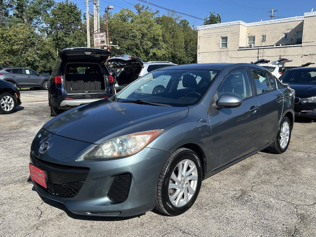 Used 2012 MAZDA MAZDA3 i Touring FWD image 2