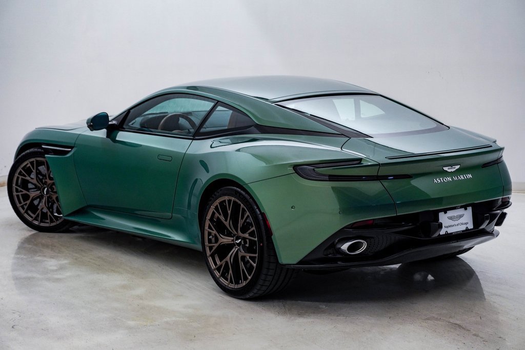 Used 2024 Aston Martin DB12 Coupe image 10