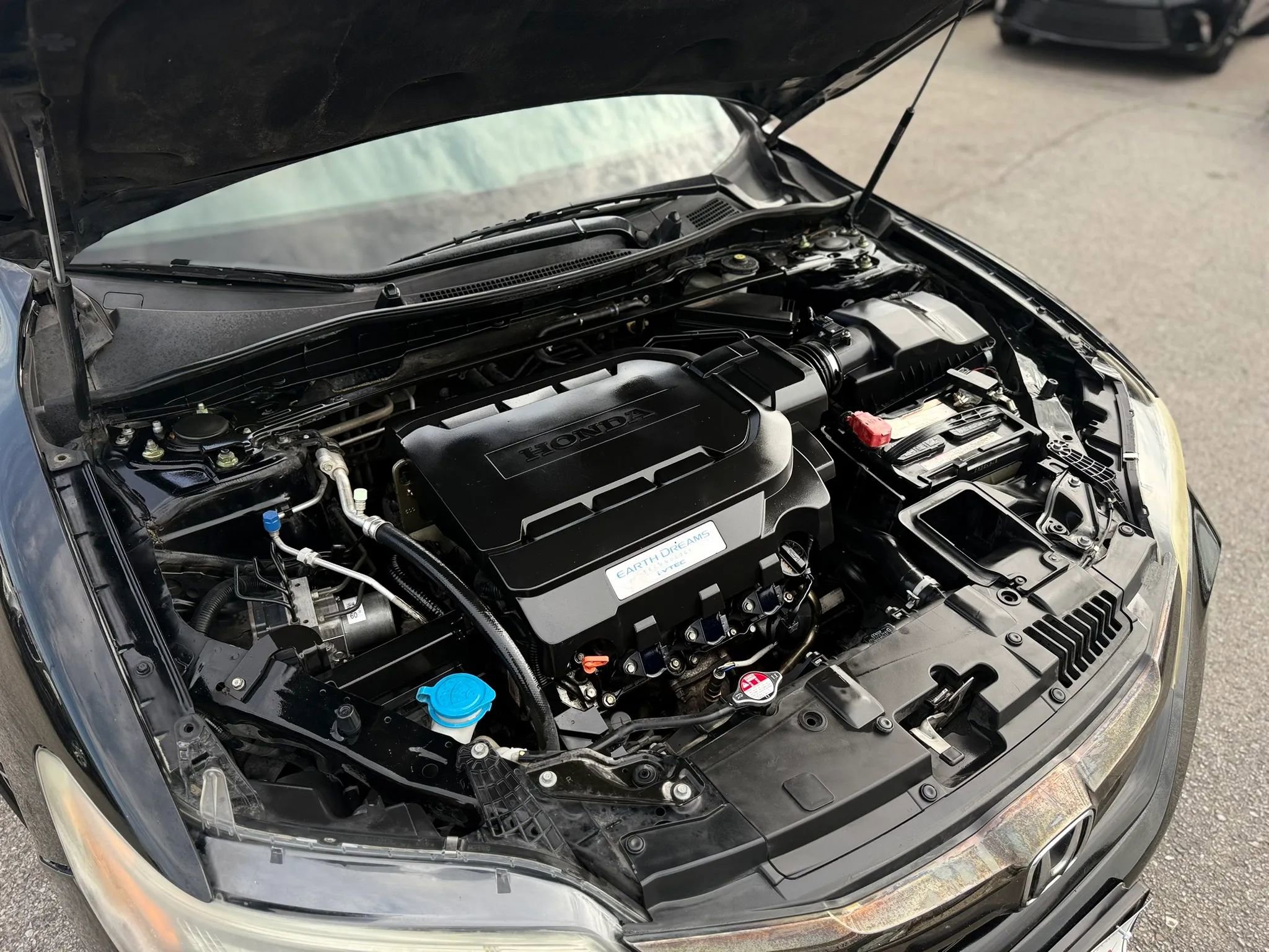 Used 2016 Honda Accord Touring image 21