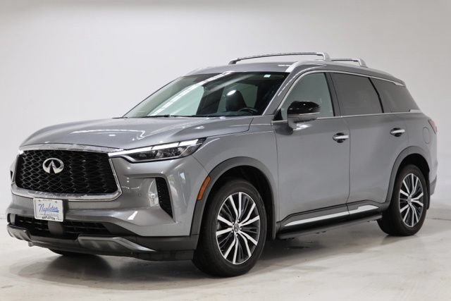 Used 2023 INFINITI QX60 Sensory AWD/4WD image 3