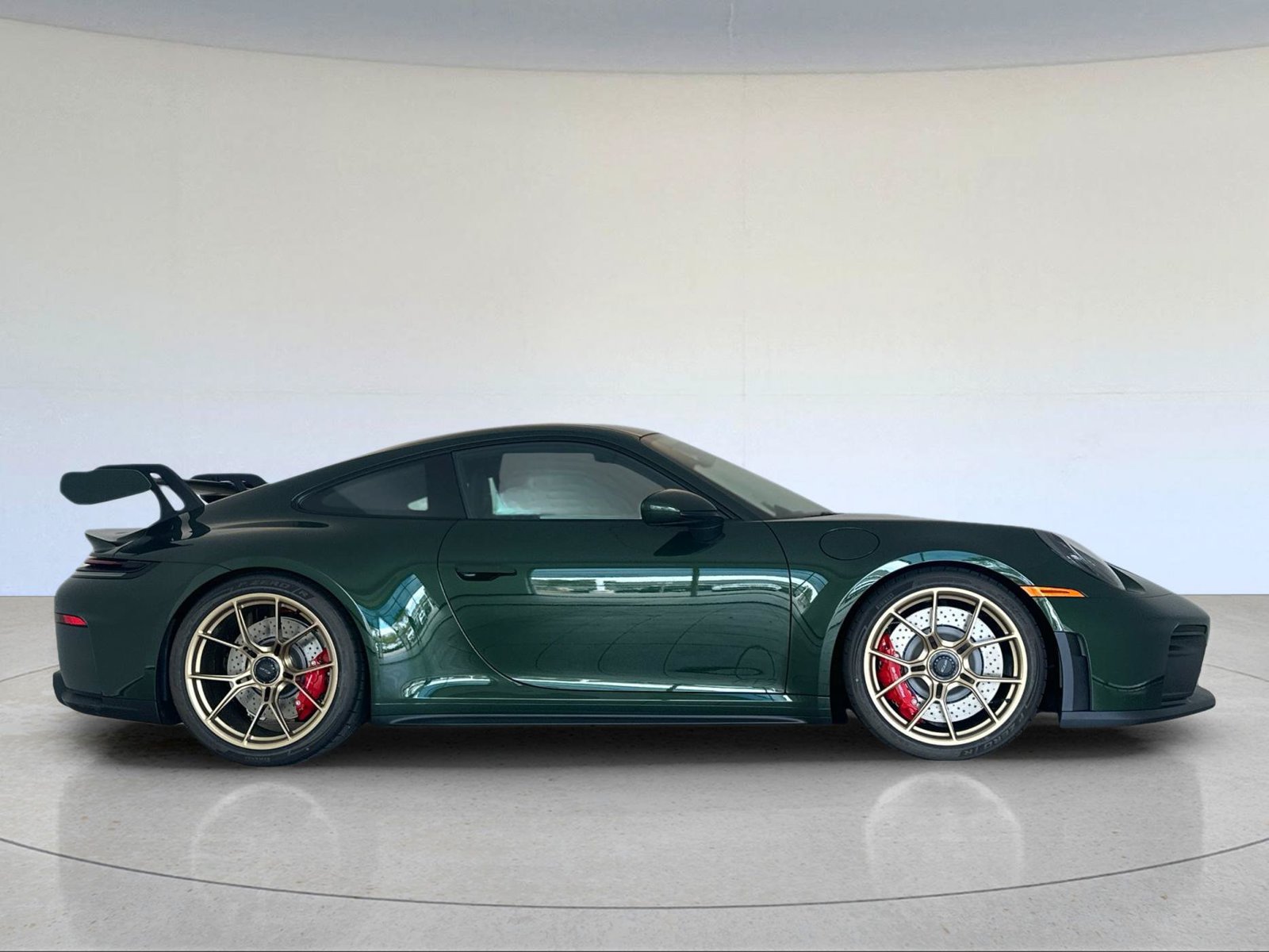 New 2026 Porsche 911 GT3 RWD image 8