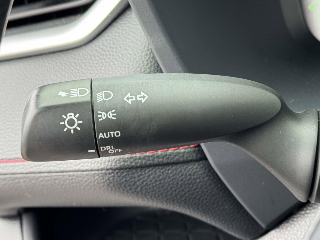 Used 2023 Toyota RAV4 XSE w/ Weather Package AWD/4WD image 20