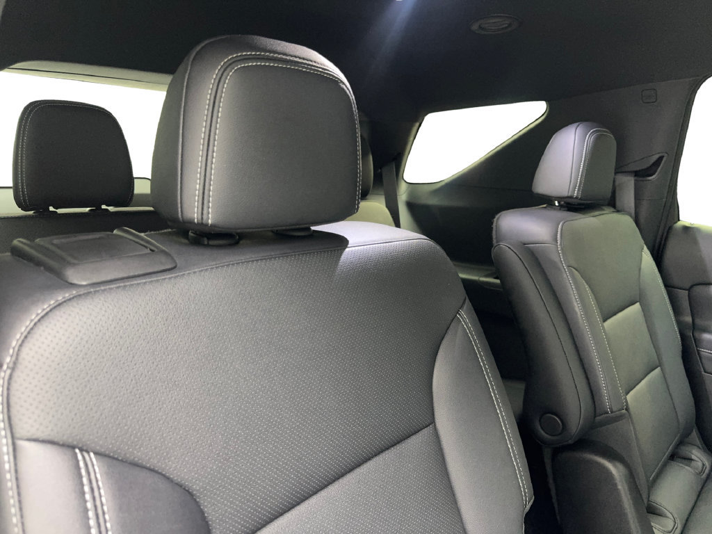 Used 2026 Chevrolet Traverse LT FWD image 46