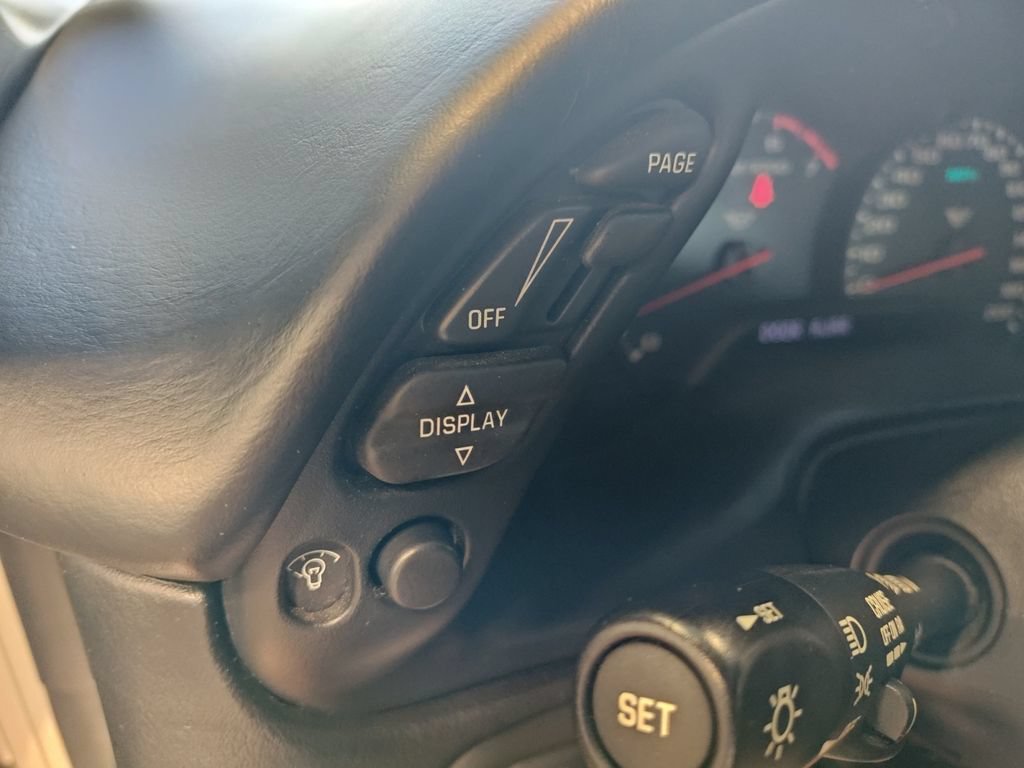 Used 2001 Chevrolet Corvette Convertible w/ Preferred Equipment Group2 RWD image 24