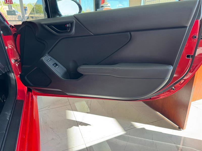 Used 2022 Toyota GR86 w/ ALL Weather Mat Package (TMS) RWD image 10