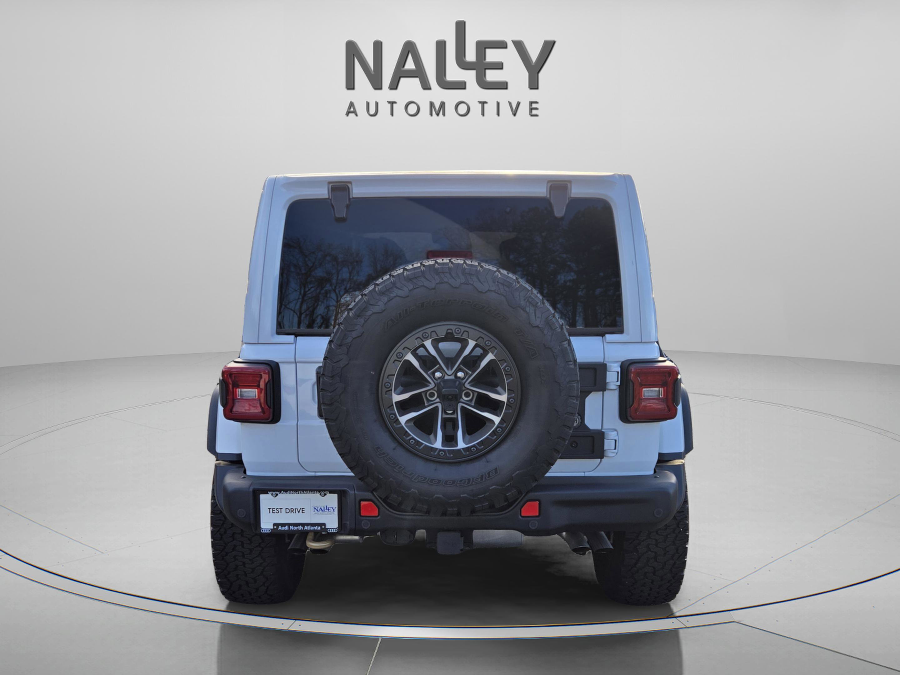 Used 2024 Jeep Wrangler Unlimited Rubicon 392 w/ Dual Top Group image 4