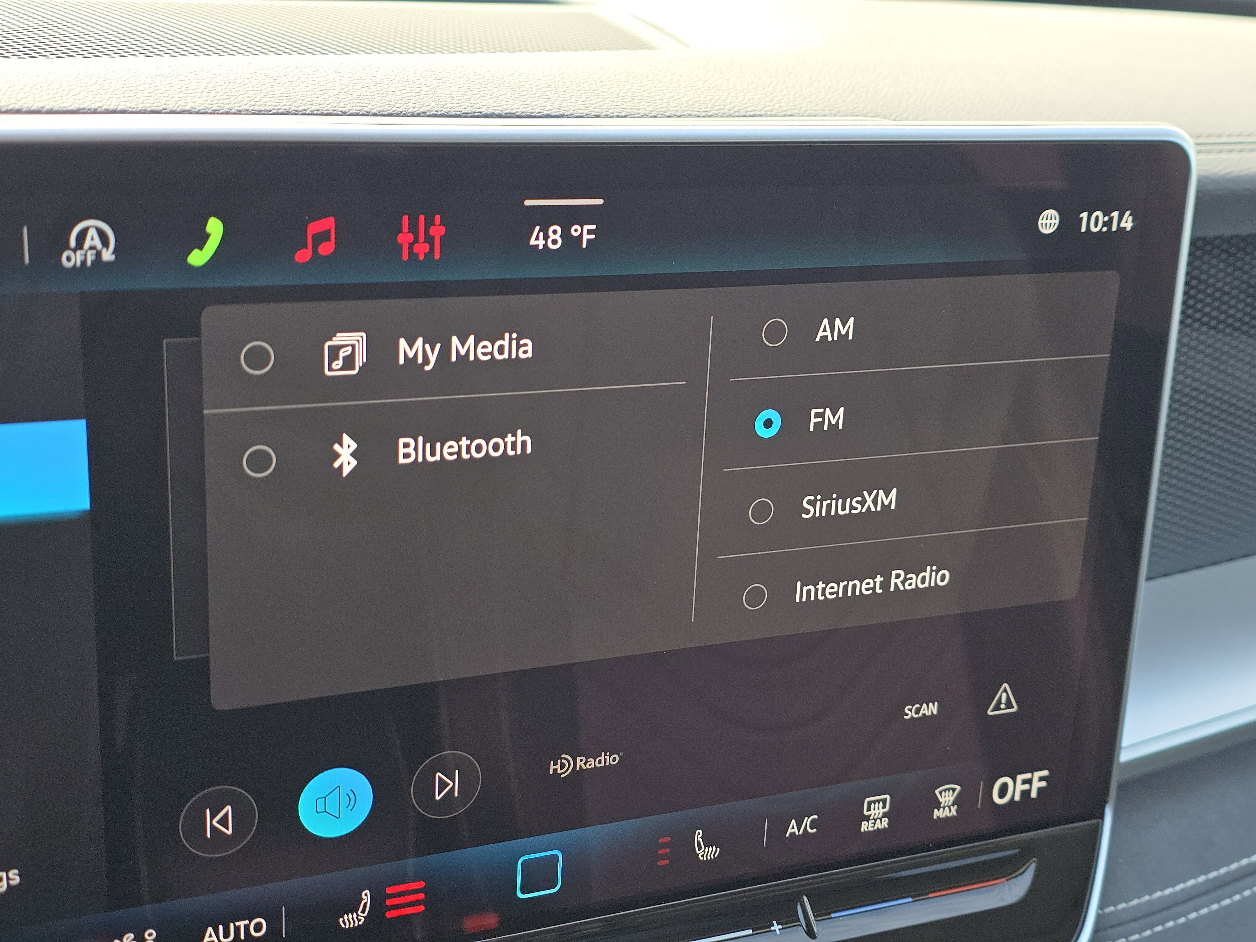 New 2026 Volkswagen Tiguan SE image 11