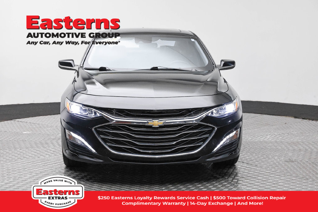 Used 2024 Chevrolet Malibu LT FWD image 3