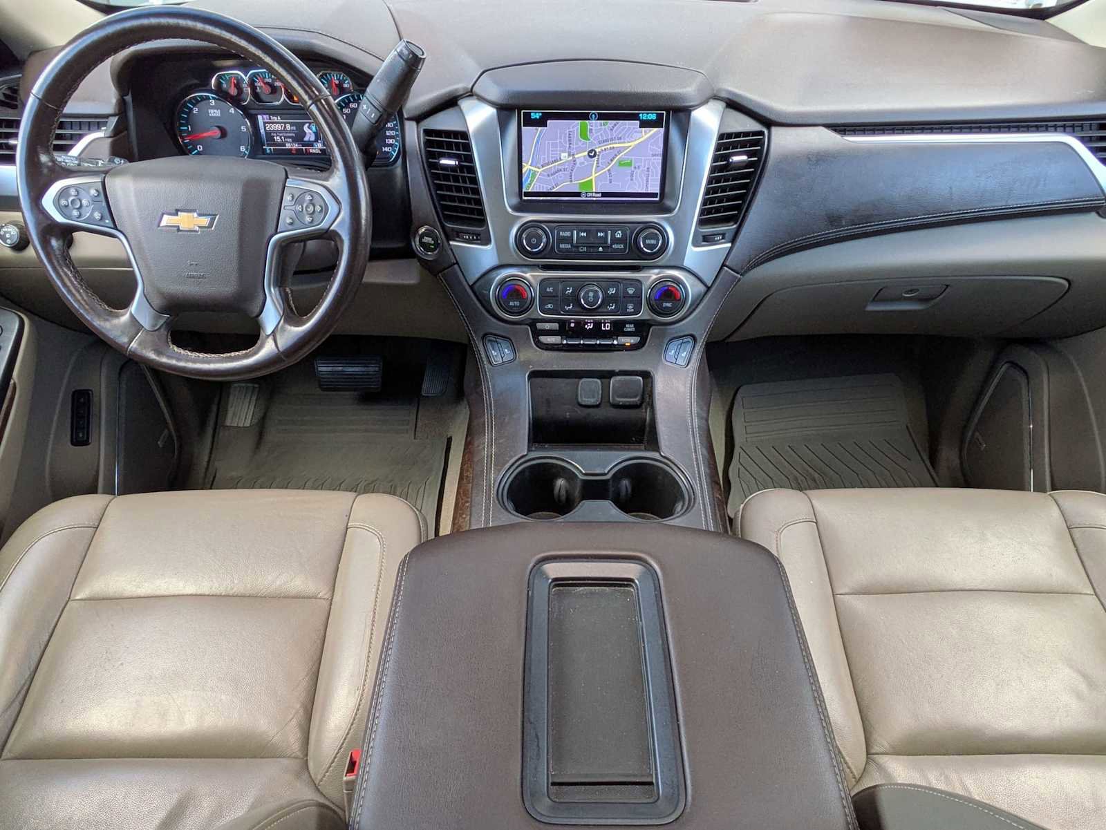 Used 2019 Chevrolet Suburban LT w/ Luxury Package image 14