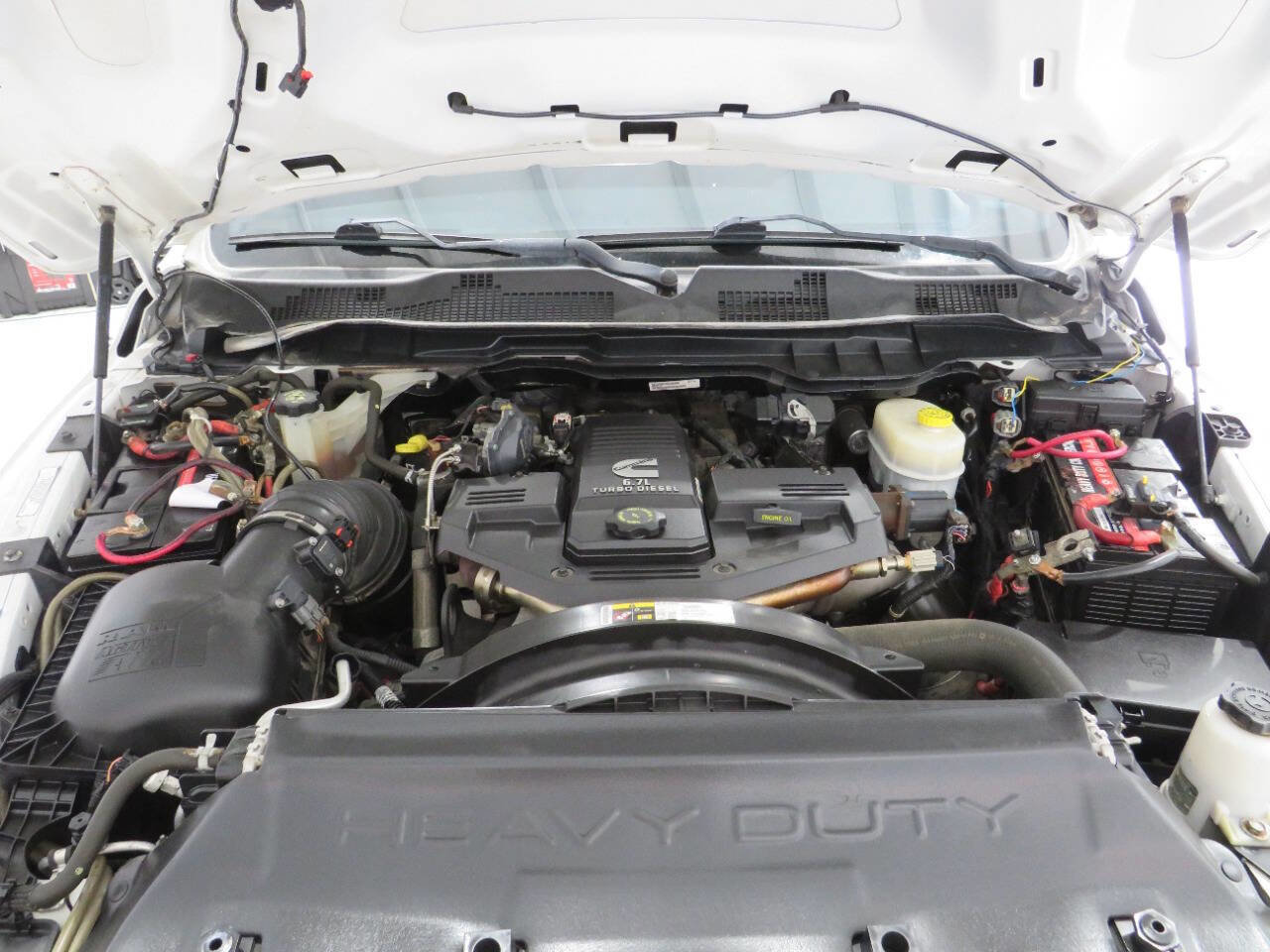 Used 2015 RAM 2500 SLT w/ Luxury Group image 26