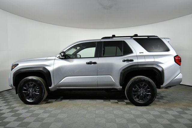 Used 2025 Toyota 4Runner 4WD image 16