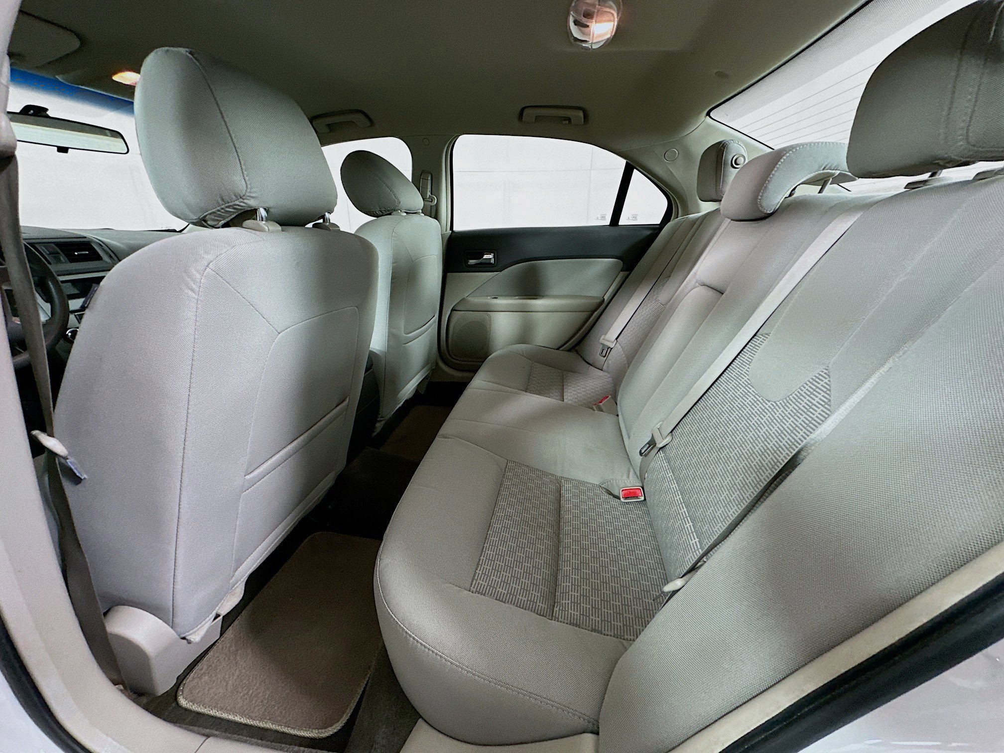 Used 2012 Ford Fusion SE FWD image 24