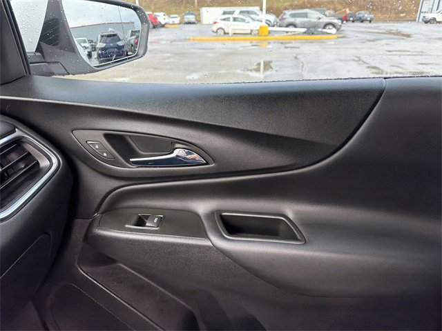 Used 2023 Chevrolet Equinox LT image 23