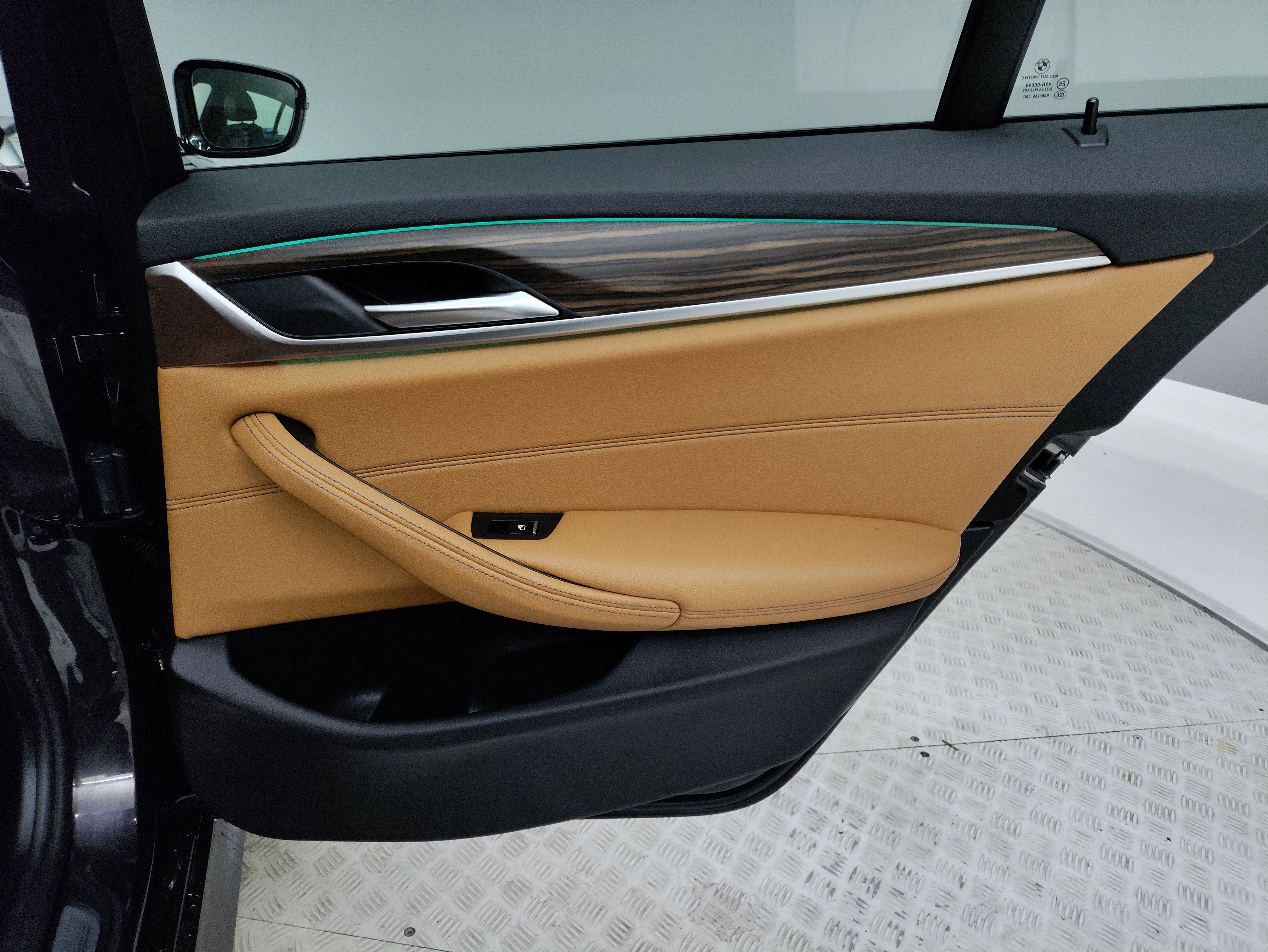 Certified 2023 BMW 540i w/ M Sport Package image 30