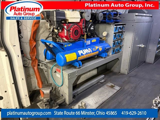 Used 2017 Chevrolet Express 3500 Extended image 27