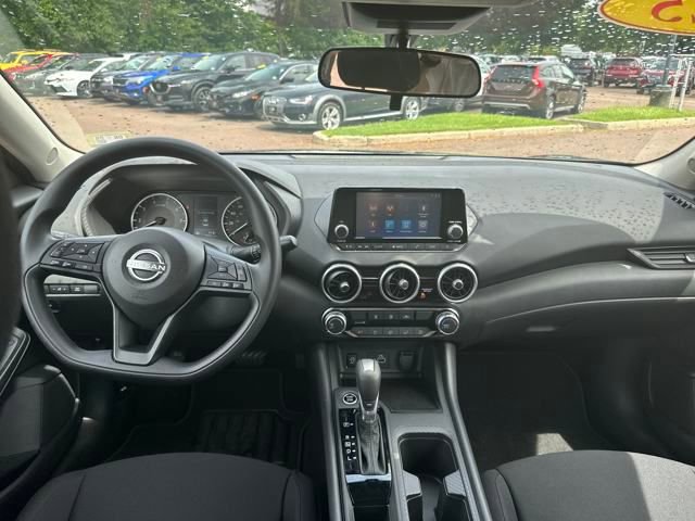 Used 2025 Nissan Sentra S image 10