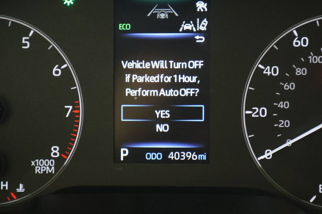 Used 2023 Toyota Corolla SE w/ SE Premium Package FWD image 17
