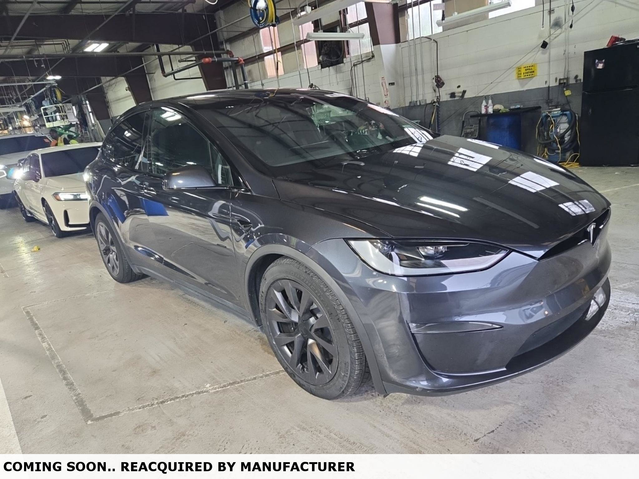 Used 2024 Tesla Model X AWD/4WD image 1