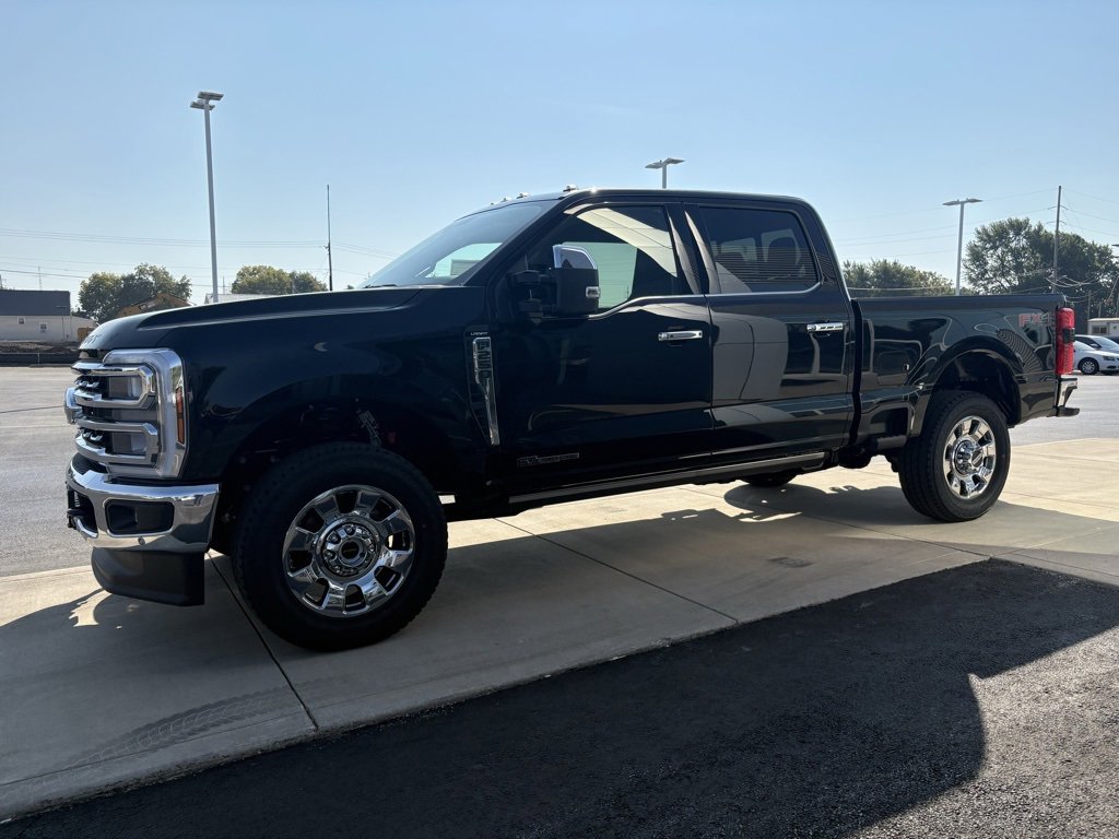 New 2026 Ford F250 4x4 Crew Cab Super Duty image 1