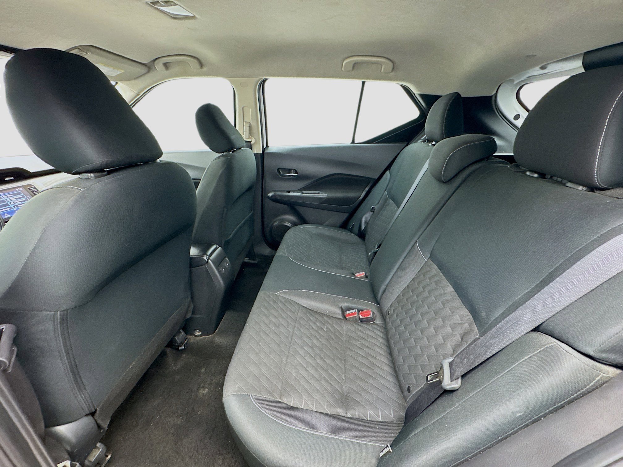 Used 2022 Nissan Kicks SV image 15