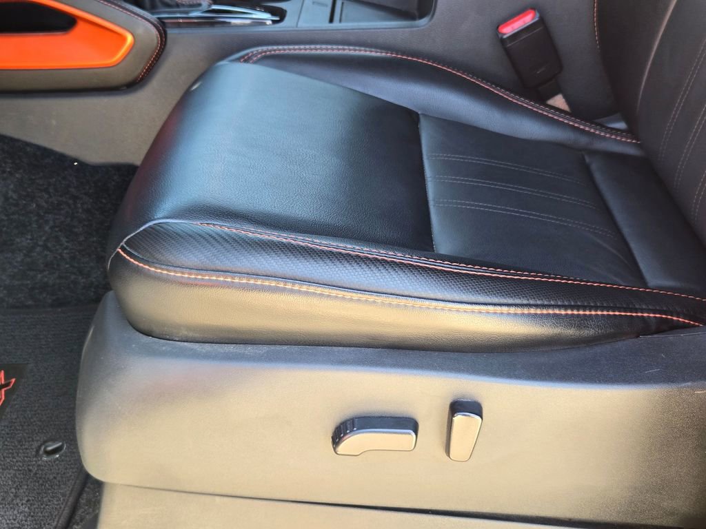 Used 2023 Nissan Frontier PRO-4X w/ Pro-4X Premium Package image 14