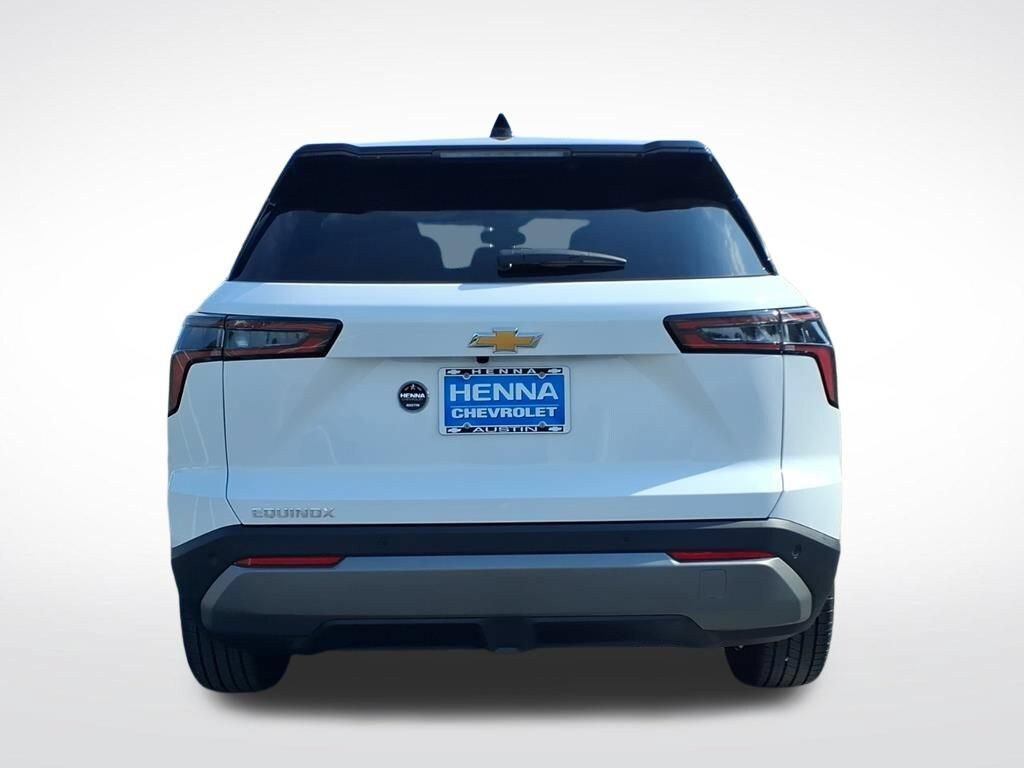 New 2027 Chevrolet Equinox LT w/ Convenience Package II FWD image 4